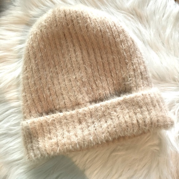 Oak + Fort Fuzzy Beanie - Picture 1 of 3